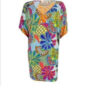 Trina Turk Dresses - Trina Turk floral stretch dress Trina Turk Dresses - Trina Turk floral stretch dress